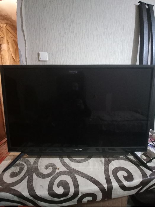 Телевизор самсунг