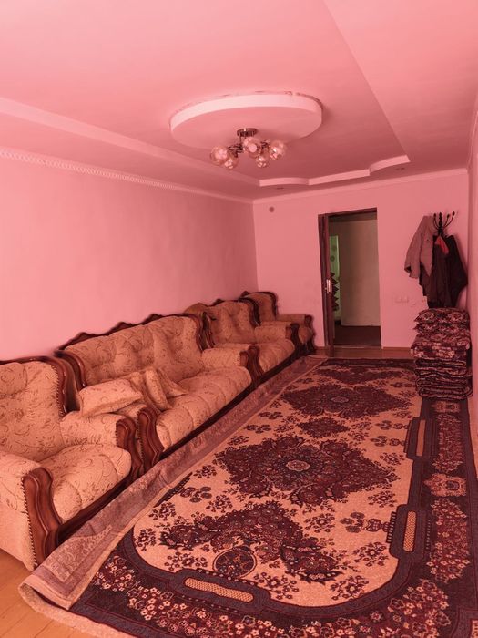 Bõstongʻiq tumaňida 8 sotqlı üy