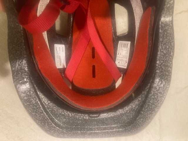 Детска каска за колело / колоездене / велосипед