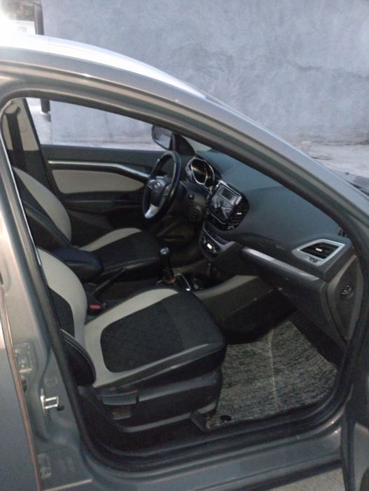 Лада Веста Кросс