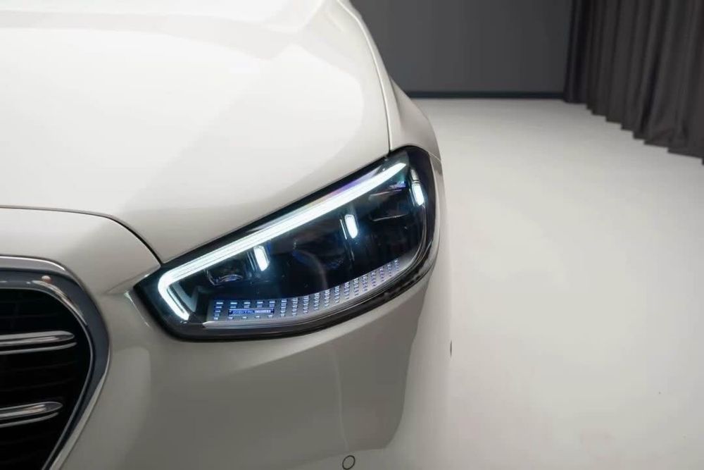 2023 Mercedes-Benz S 580 Long 4M V8 503 CP First Class TV