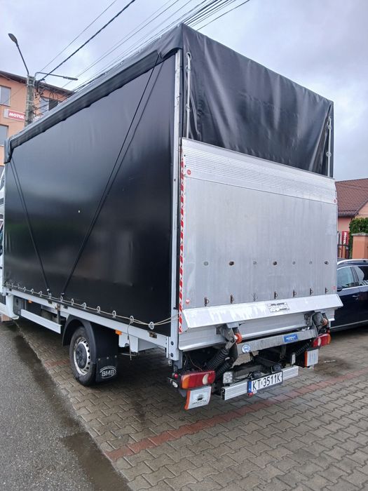 Camion cu lift , liza !