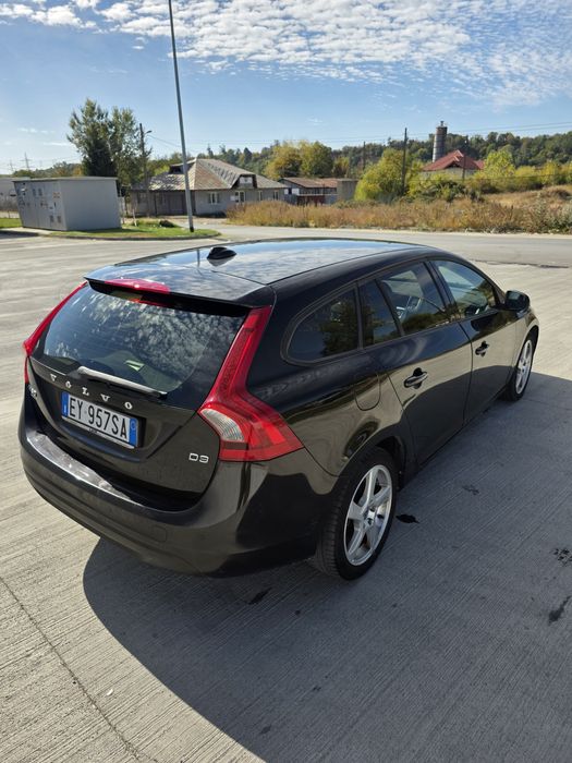 VOLVO V60 2012 — imagine 5