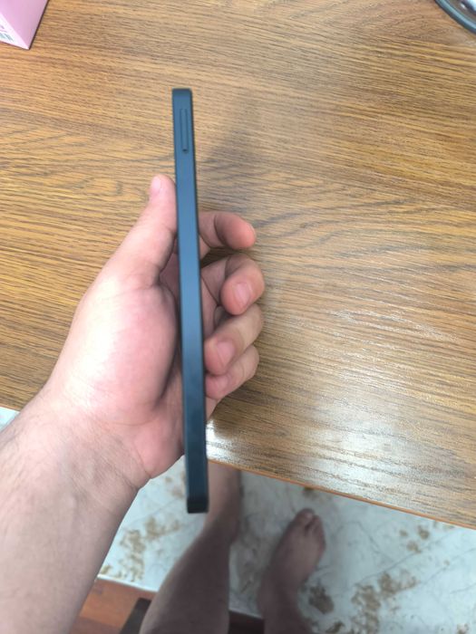 Samsung A06 идеальное состояние.