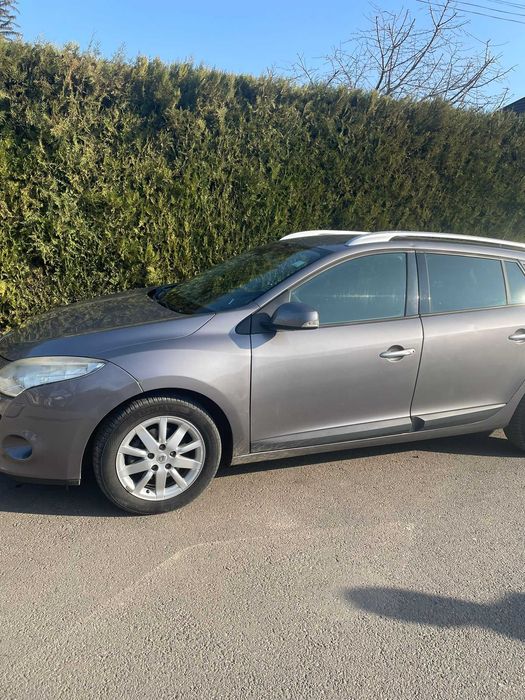 Renault Megane 3 - 2010/08 - 1.5 dCi