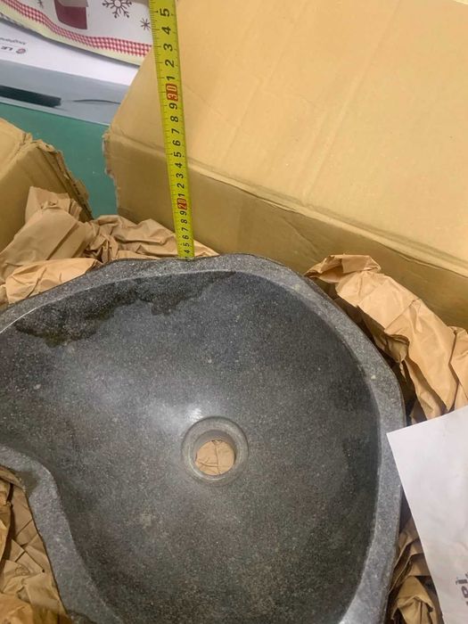 Ръчно изработена мивка от речен камък