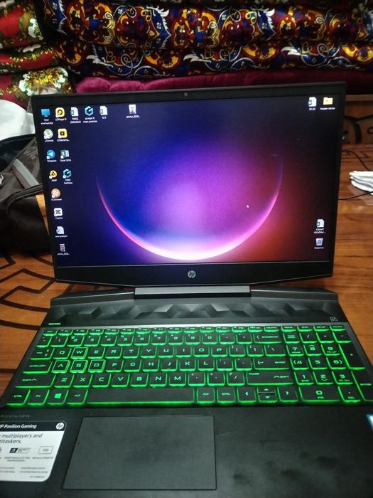 Hp PAVILION ОЗУ 8 ГБ. ССД 256. ХДД 500. i5