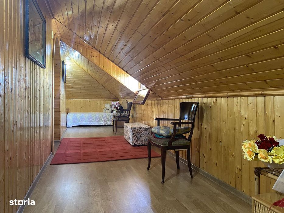 Oaza de liniste si verdeata! Vanzare casa cu 5 camere in Pucioasa