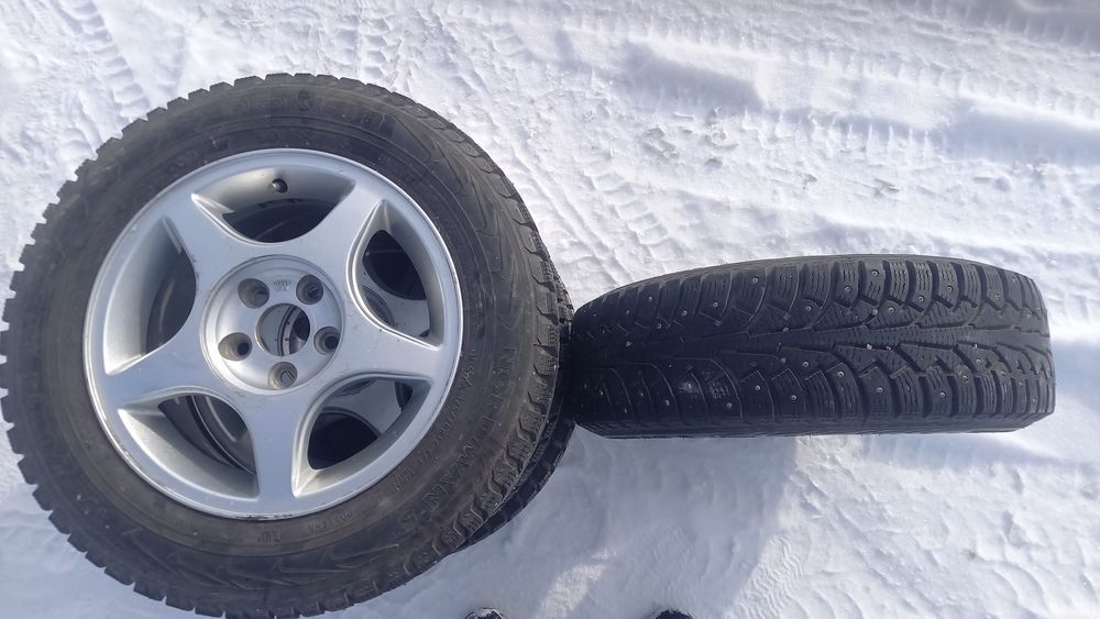 Продам комплект колёс R14 зима
