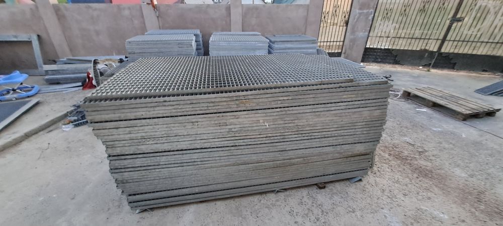 Grilaje metalice zincate 250x125