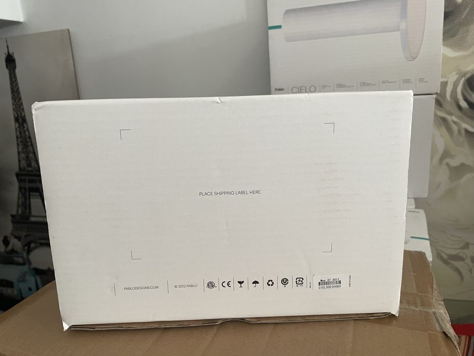 De vinzare lampi marca  Pablo cielo pret 70 ron / buc