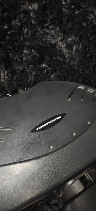 Volan ThrustMaster Pro