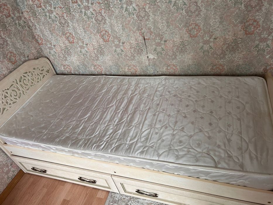 Продам мебель для спальни