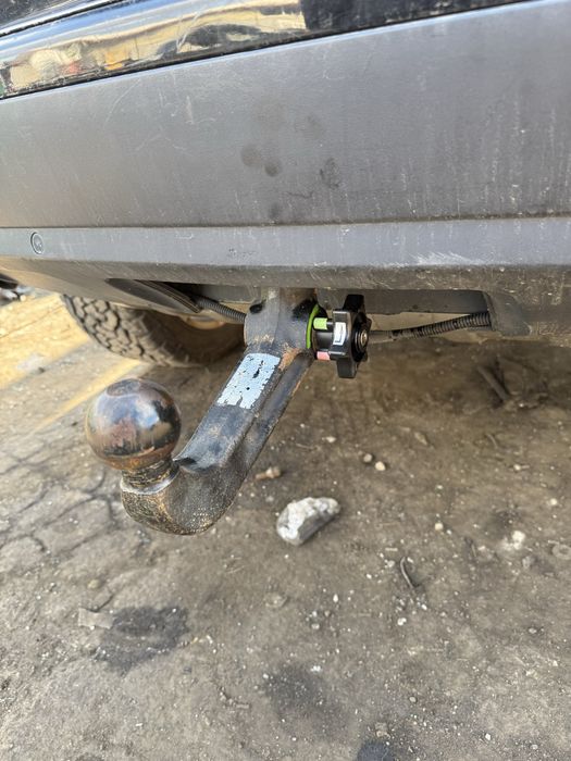 Фолксваген Таурег 3.0TDI V6 2006г 225кс Оригинален теглич  НА ЧАСТИ