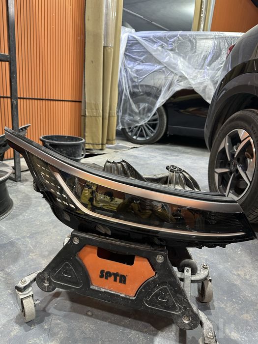 BYD chazor old oʻng fara