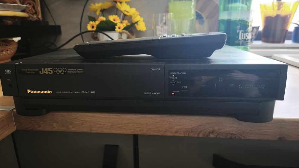 Video Recorder PANASONIC  nv-J45 cu telecomanda