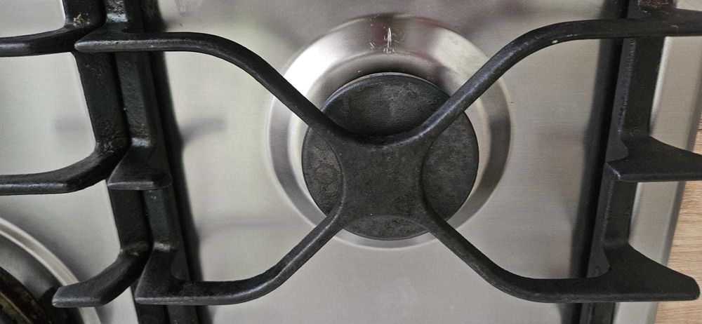 Vand plita pe gaz Whirlpool Ixelium 5 ochiuri