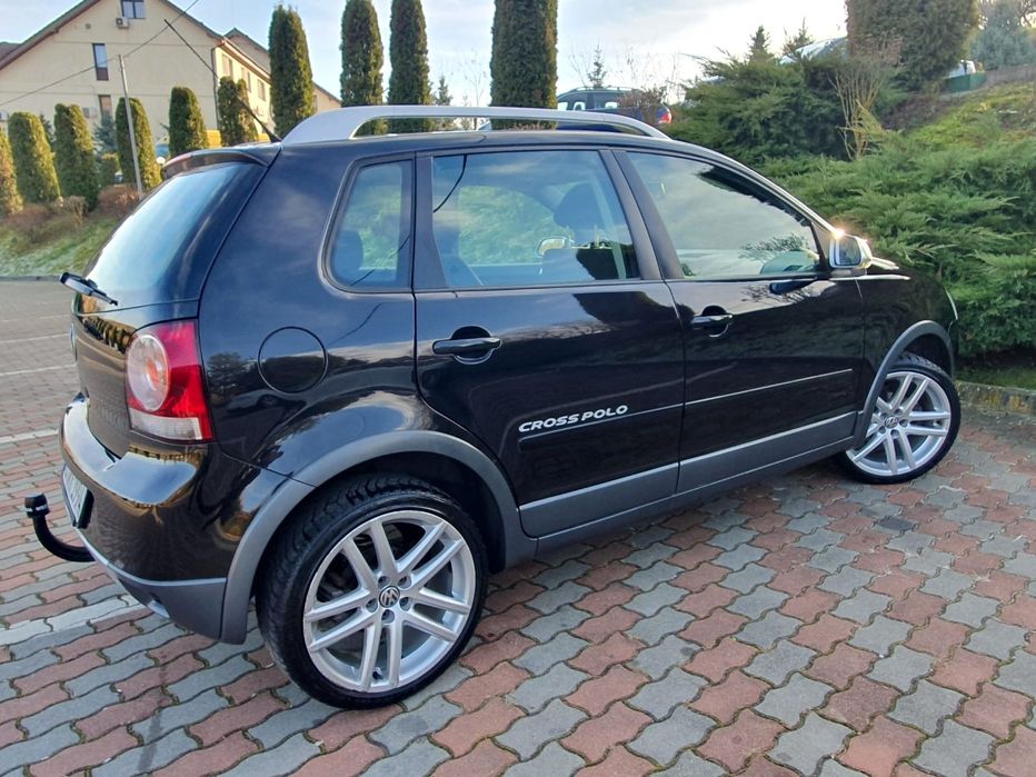 *Volkswagen polo Cross model*1.6 MPI benzina*105cai*euro4*2009*germani