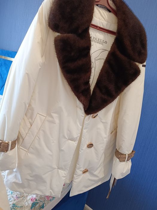 Продам красивую куртку