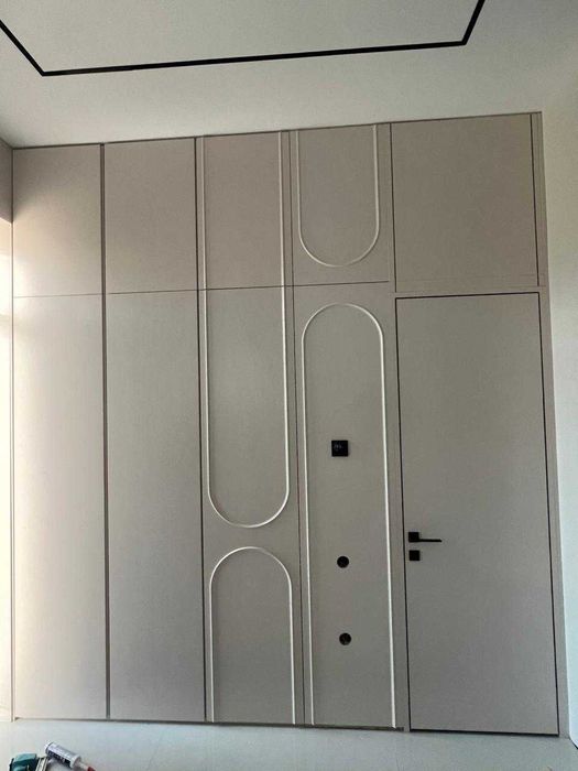 изготовление скрытых дверей