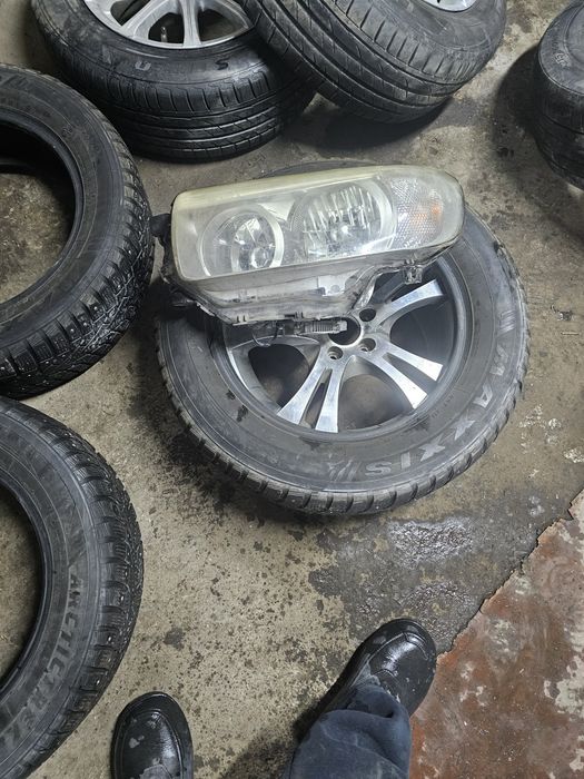 Субару форестер  запчасти