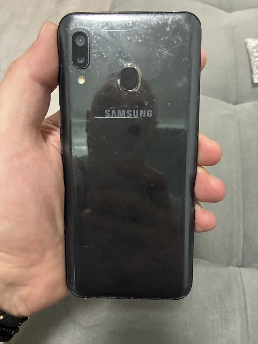 Samsung Galaxy A20 32GB Dual-Sim