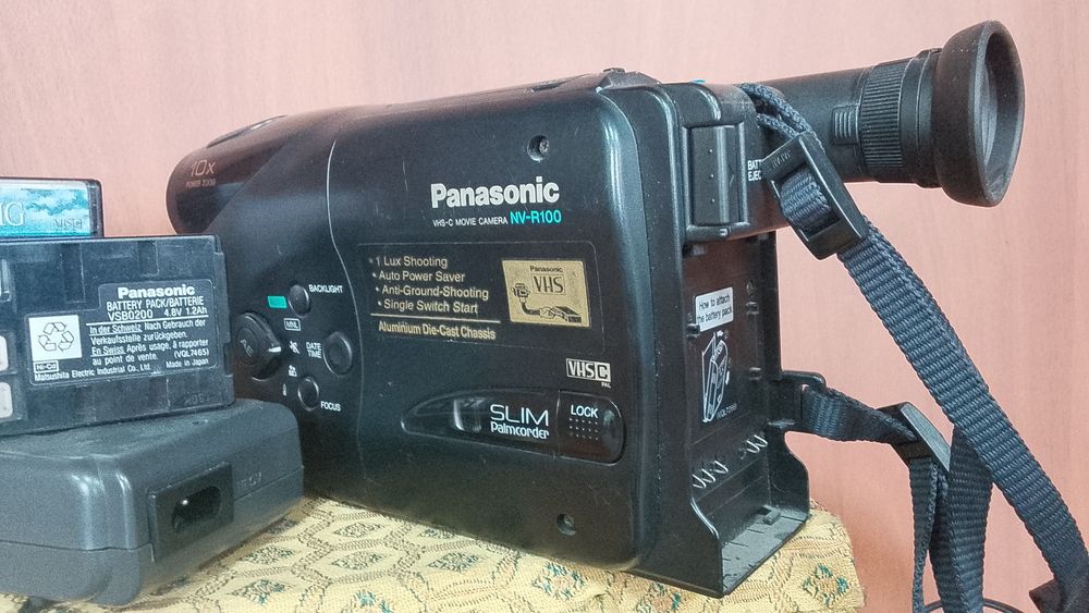 Продам видео камеру Panasonic. Б.у.