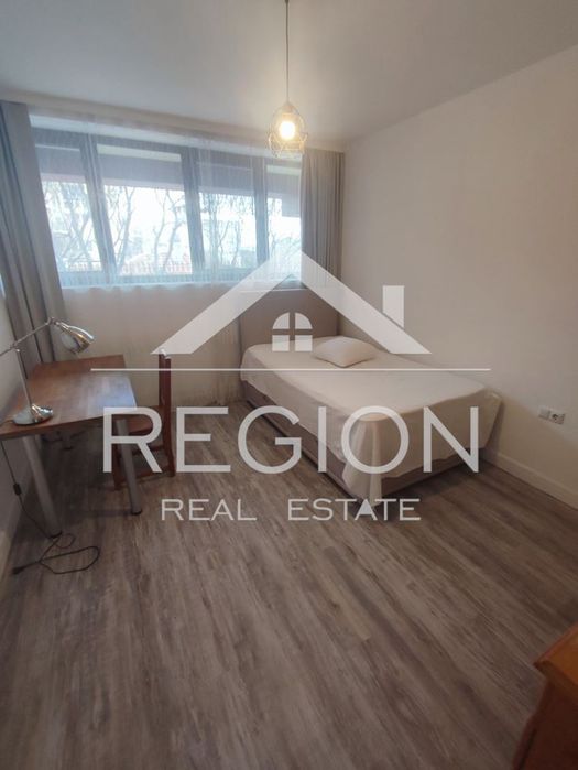 Дава се под наем Четиристаен апартамент в Варна, Централна поща - 115 кв.м за 1122 € - Снимка #7