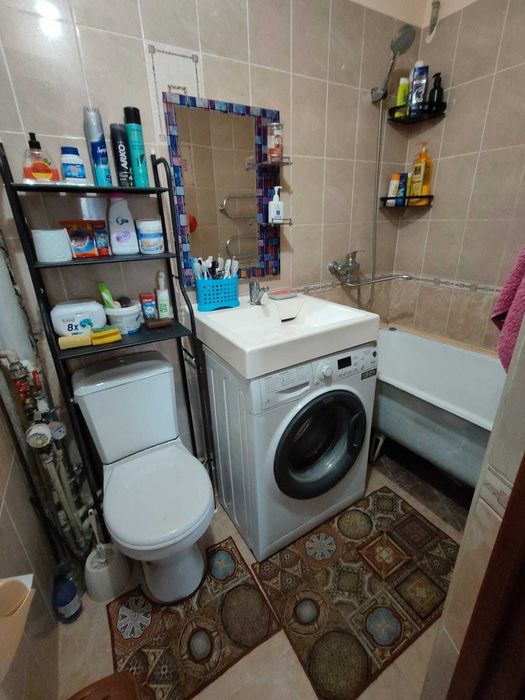 Продаётся 2х ком район центр Аида Империя