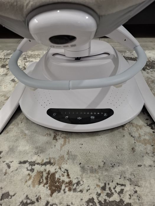 Шезлонг люлка за бебе