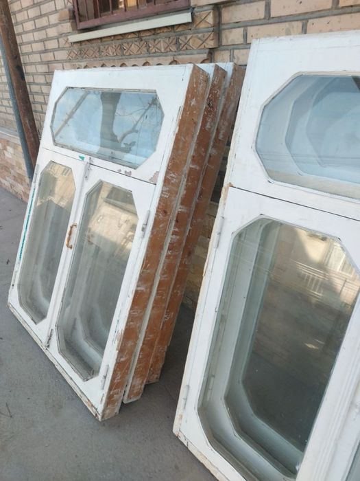 Дераза ромлари сотилади ахволи яхши. Хар бири 1 млн сумдан. Ками бор.