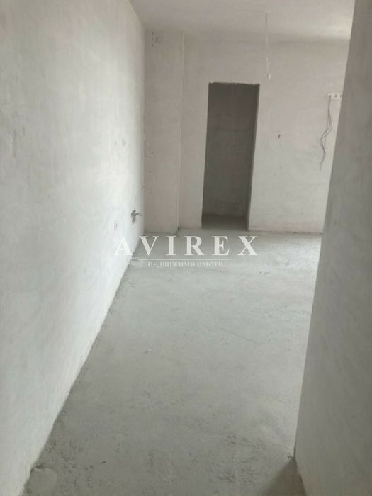 Двустаен апартамент до Военна болница