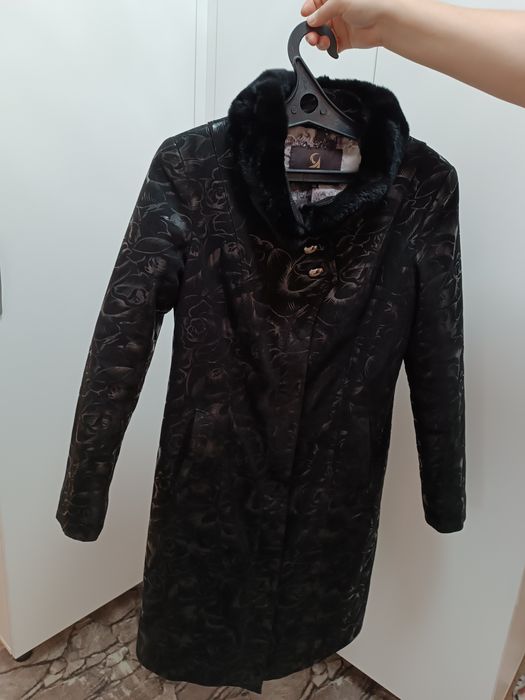 Продам осеннее пальто