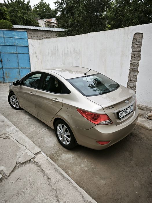 Хундай Акцент 2011,фулл, пробег 123000км