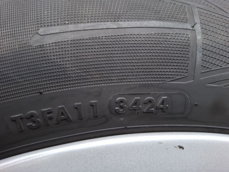 Джанти с нови зимни гуми 17 Bmw X1 ,X2 -5х112