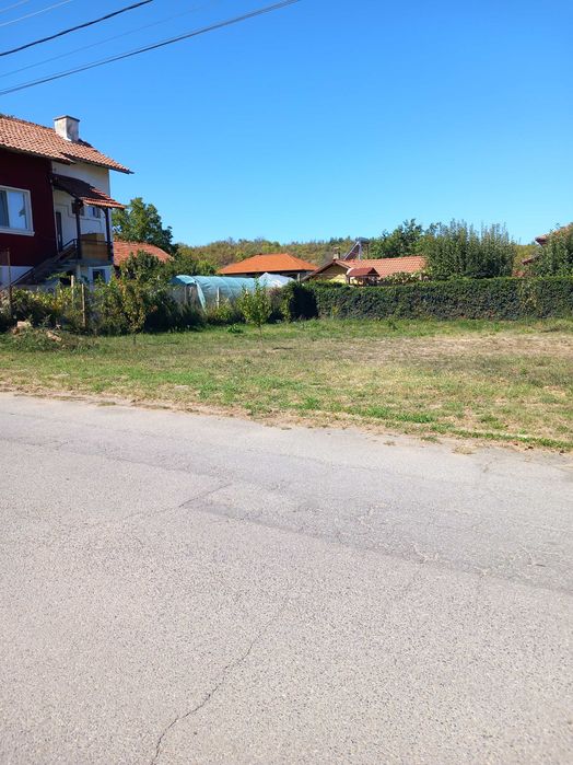 Продава се Парцел в с. Берсин, Област Кюстендил - 429 кв.м за 31 €/кв.м - Снимка #2