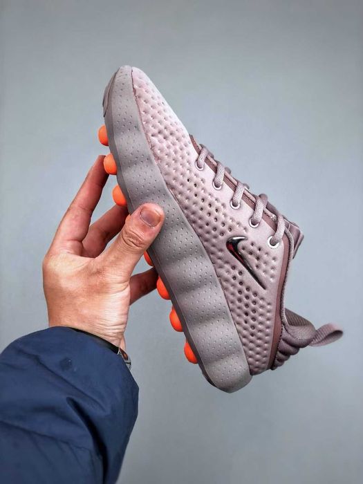 Нови дамски маратонки Nike Mind 002 light violet ore
