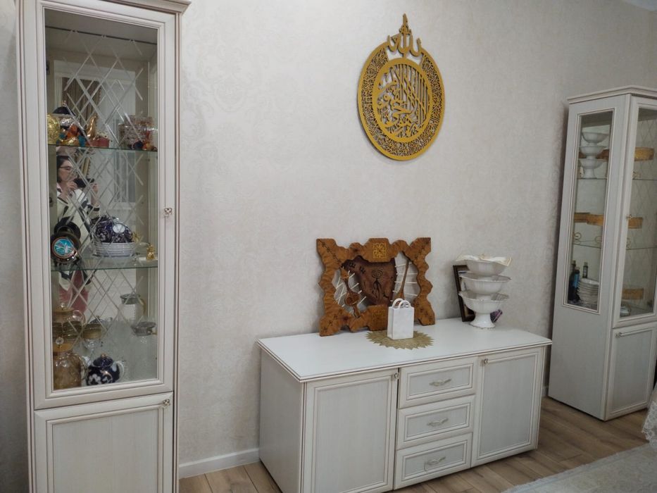 Продам гарнитур в гостиную