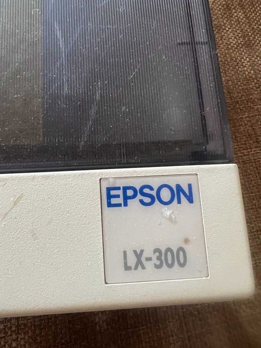 Продам матричный принтер Epson LX 300