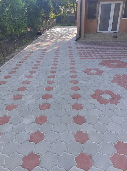 Montaj pavaje, borduri, alei, rigole...