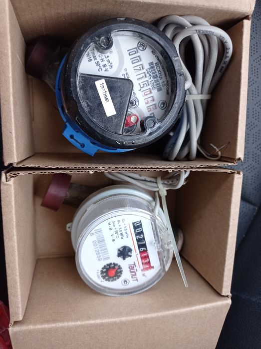 Счетчики воды б/у 2 шт
