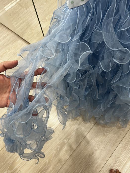 Очень красивое платье для девочки 4 года