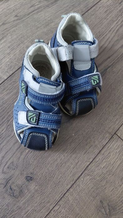 Sandale baieti 22