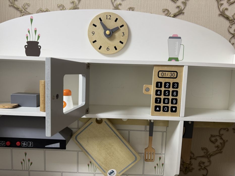 Продам детскую кухню