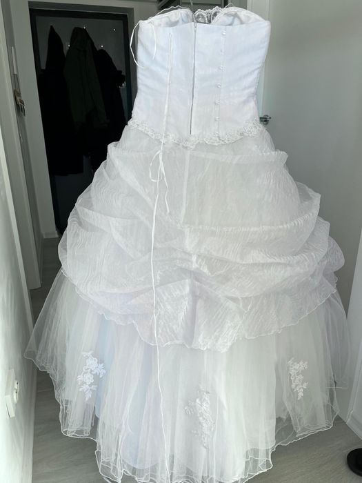 Vand Rochie de mireasă