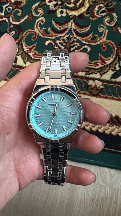 Часы швейцарские