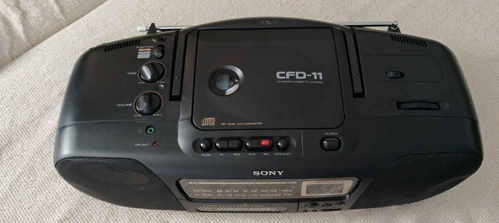家電 SONY CD RADIO CASSETTE-CORDER CFD-W57 SONY CFD-W57 - YouTube
