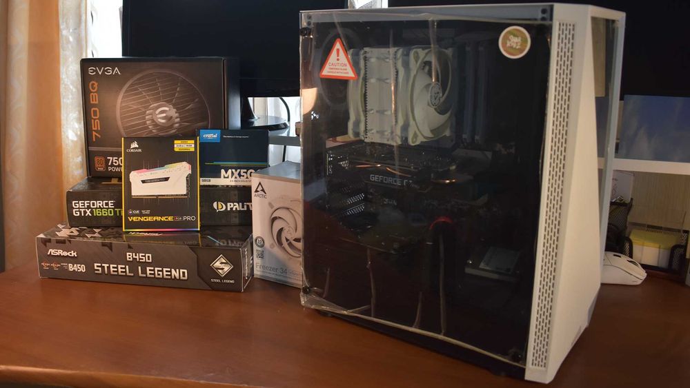 Настолен компютър (Ryzen 5 3600, GTX 1660 Ti, 16GB RAM)
