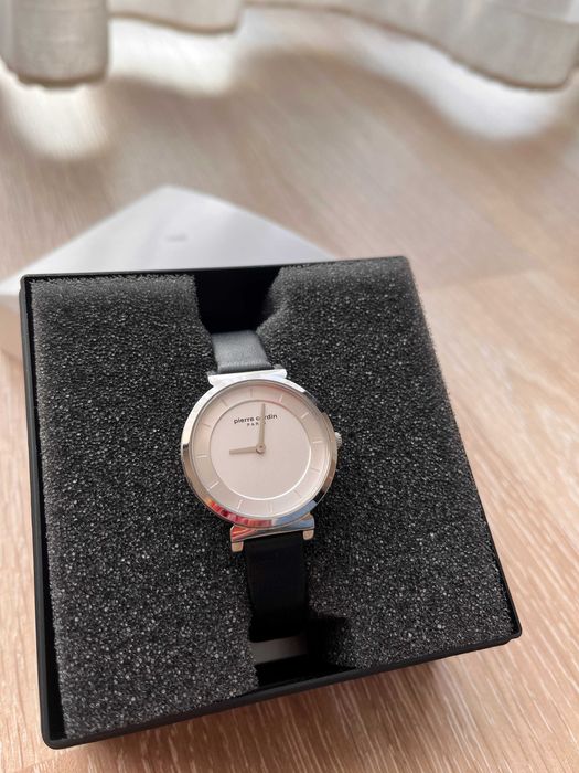 Часовник Pierre Cardin