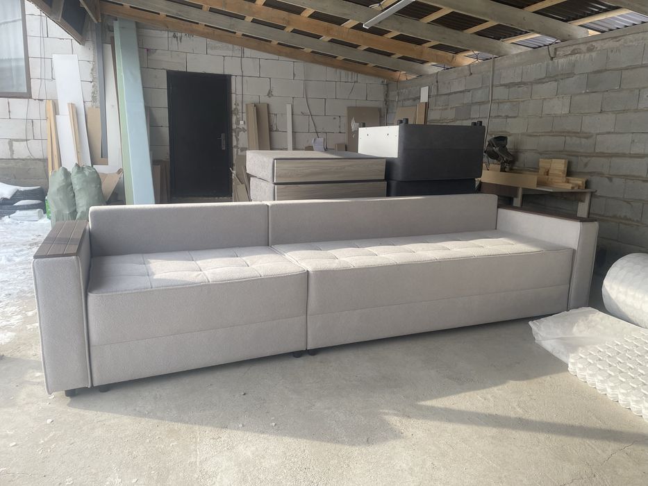 Диван вивр ваше на лубой  свет